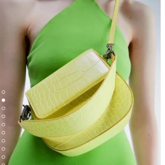 Zara Animal Embossed Crossbody Bag - Picture 2 of 8